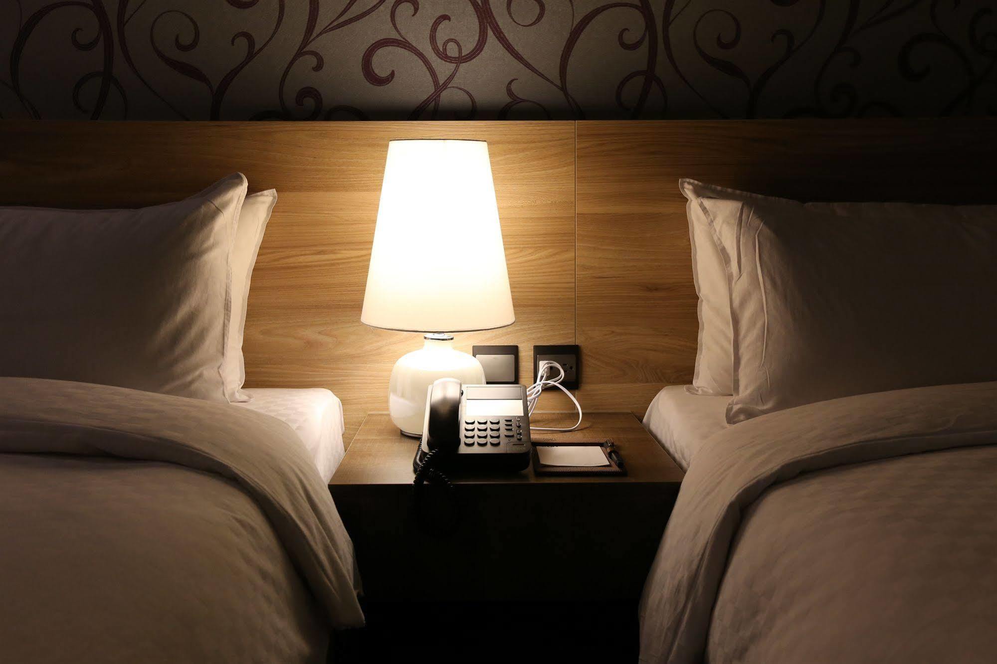 KUN Hotel Taichung Eksteriør bilde