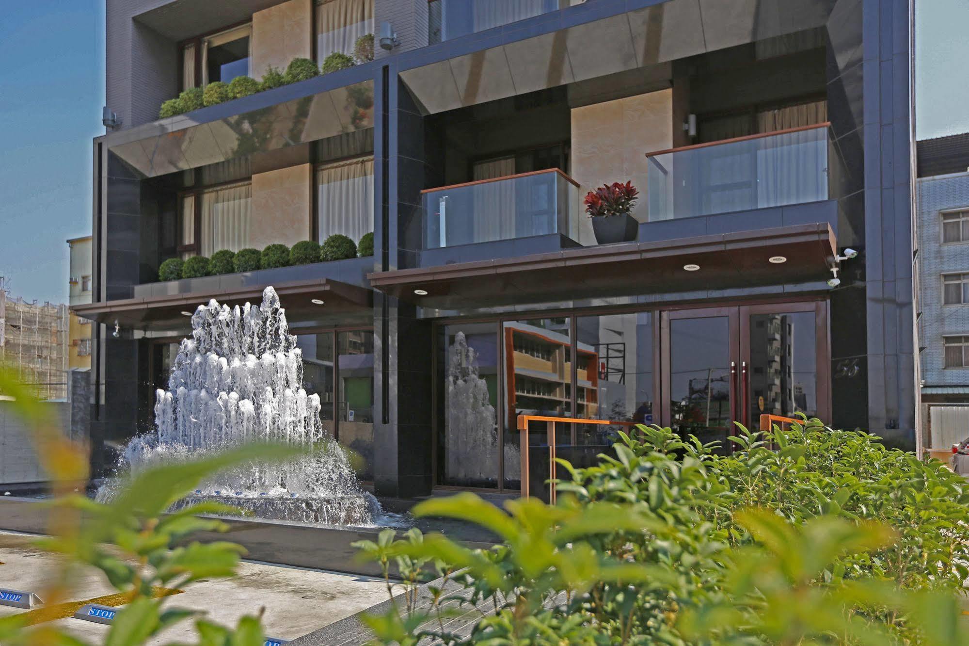KUN Hotel Taichung Eksteriør bilde